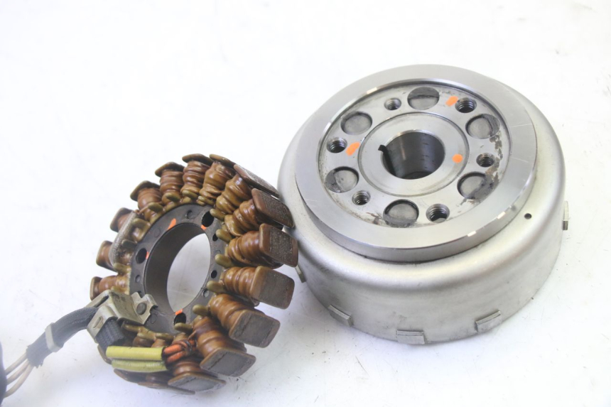 photo de ESTATOR YAMAHA X-CITY XCITY 125 (2007 - 2008)