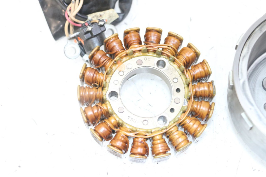 photo de ESTATOR YAMAHA XMAX X-MAX 125 (2006 - 2009)