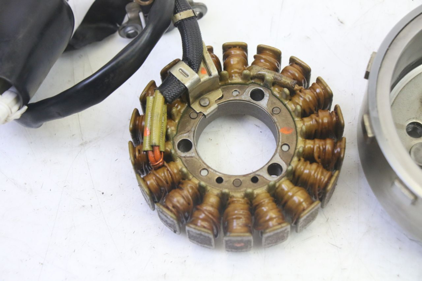 photo de ESTATOR YAMAHA XMAX X-MAX 125 (2006 - 2009)