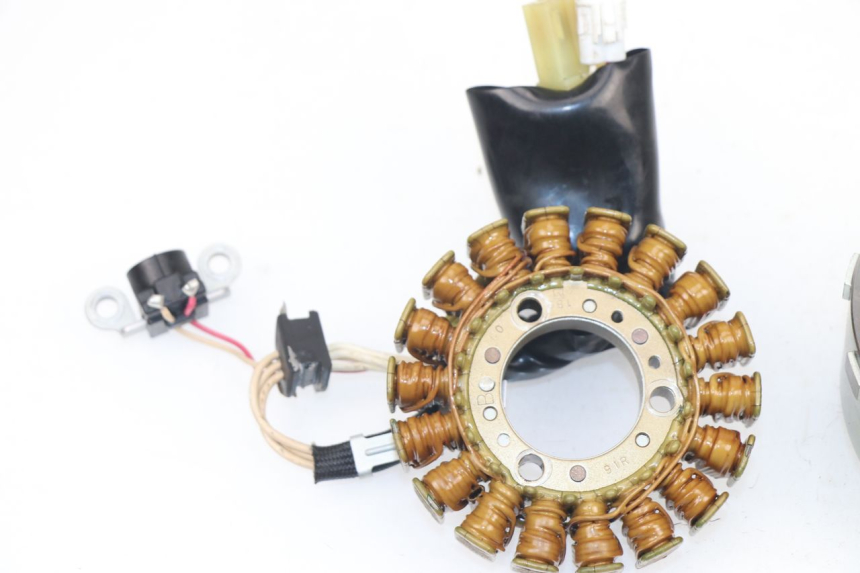 photo de ESTATOR YAMAHA XMAX X-MAX 125 (2006 - 2009)