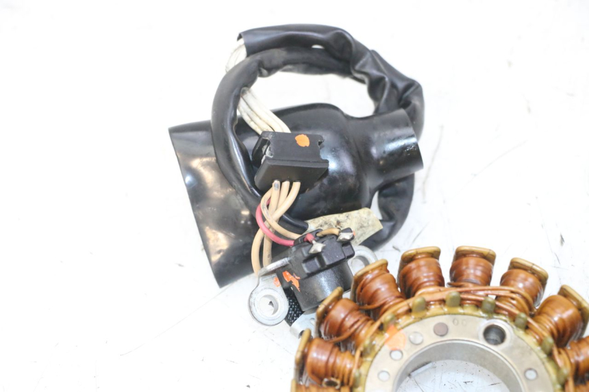 photo de ESTATOR YAMAHA XMAX X-MAX 125 (2006 - 2009)