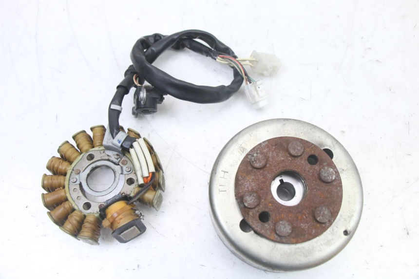 photo de ESTATOR YAMAHA YP MAJESTY 125 (2007 - 2010)