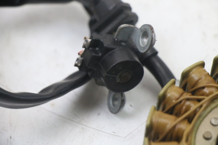 photo de ESTATOR YAMAHA YP MAJESTY 125 (2007 - 2010)