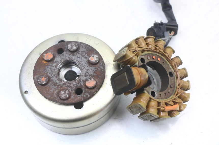 photo de ROTOR ESTATOR YAMAHA YP MAJESTY 125 (2002 - 2006) - Detalle de la pieza