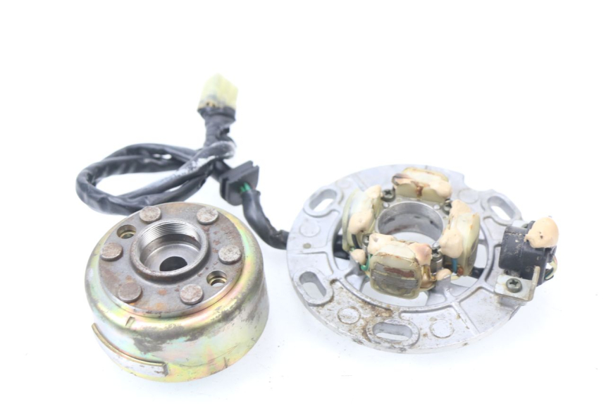 photo de ESTATOR YAMAHA YZ 125 (1998 - 2005) - Detalles de los puntos de fijación