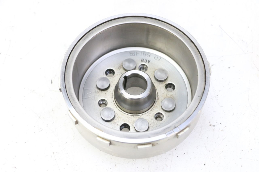 photo de VOLANTE MAGNETICO YAMAHA X-MAX XMAX 125 (2010 - 2014)