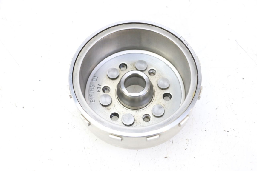 photo de VOLANTE MAGNETICO YAMAHA X-MAX XMAX 125 (2010 - 2014)