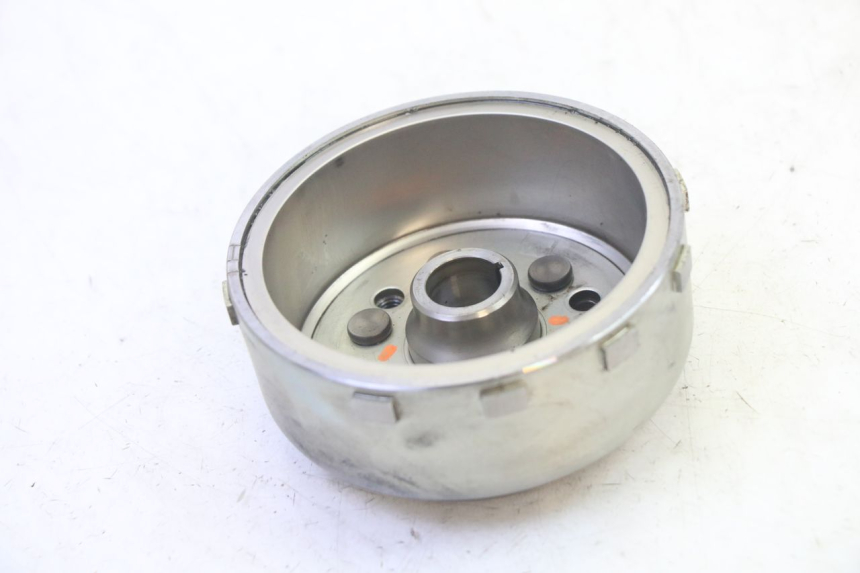 photo de VOLANTE MAGNETICO YAMAHA X-MAX XMAX 125 (2010 - 2014) - Otra perspectiva