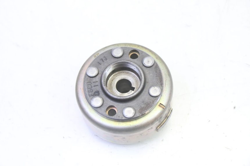 photo de VOLANTE MAGNETICO YAMAHA YZ 125 (1998 - 2005)