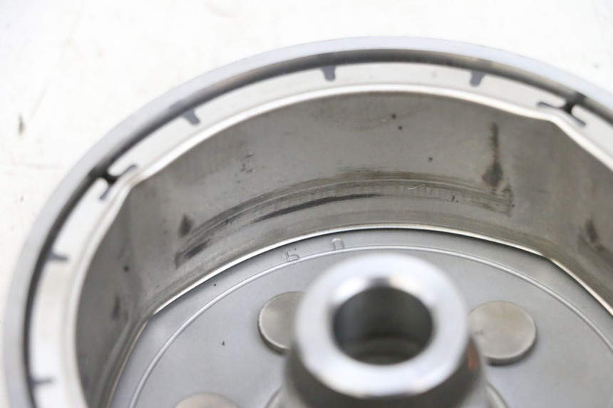 photo de VOLANTE MAGNETICO KAWASAKI ZR 7 750 (1999 - 2001) - Otra perspectiva