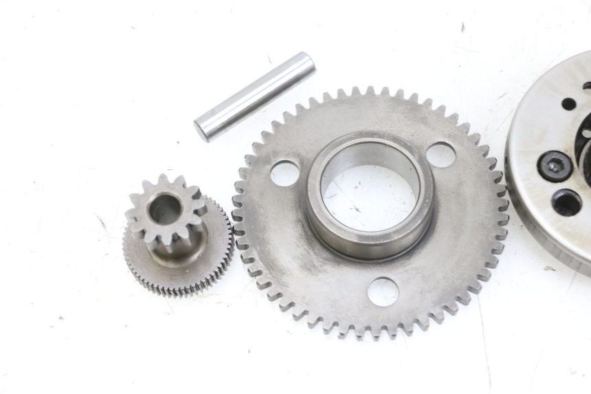 photo de ARRANQUE RUEDA LIBRE SYM ORBIT III 3 4T 50 (2021 - 2025) - Primer plano técnico