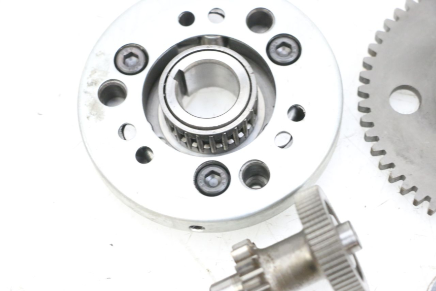 photo de RUEDA LIBRE DE ARRANQUE SYM ORBIT III 3 4T 50 (2018 - 2021) - Primer plano técnico