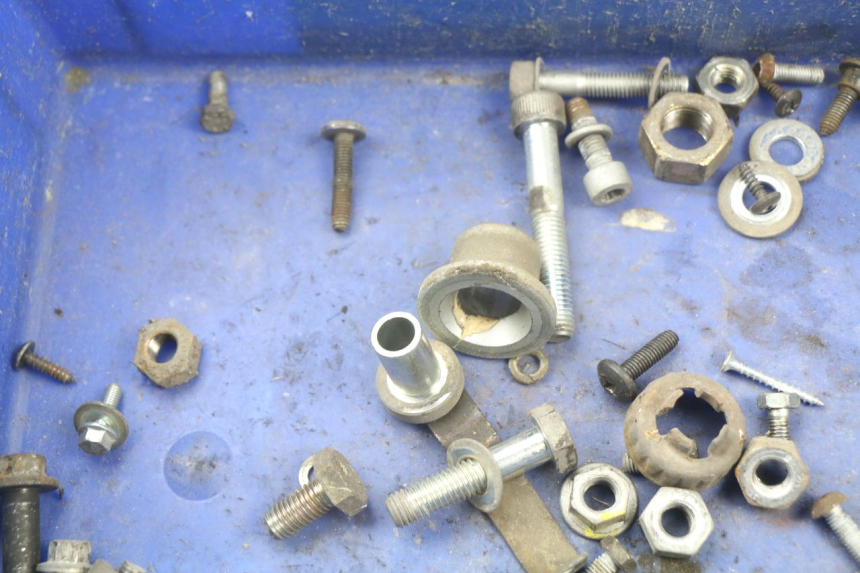 photo de TORNILLOS PIAGGIO BEVERLY 125 (1998 - 2005)