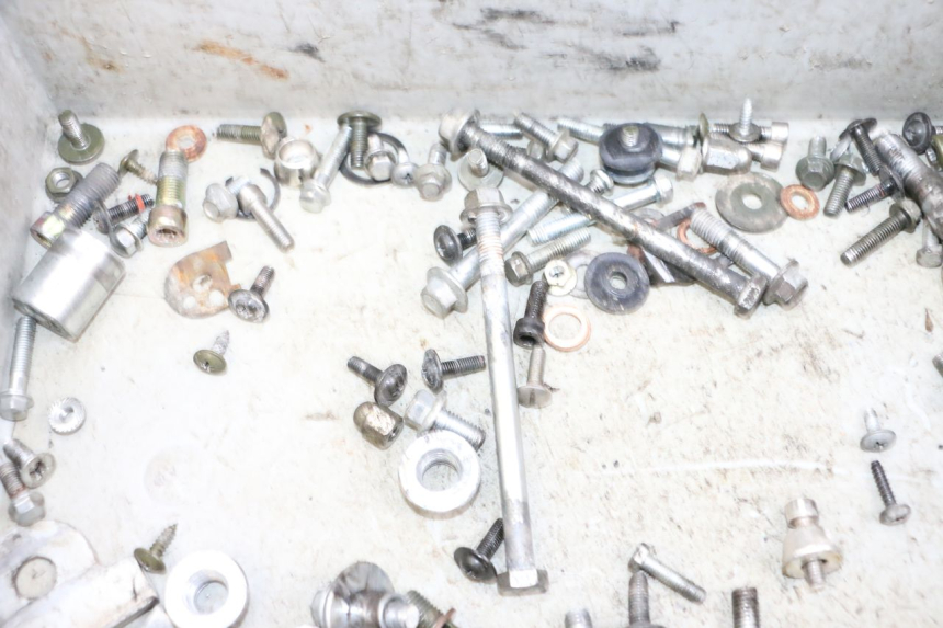 photo de TORNILLOS MAG POWER BOMBERS 4T 50 (2016 - 2026) - Zoom estado de uso