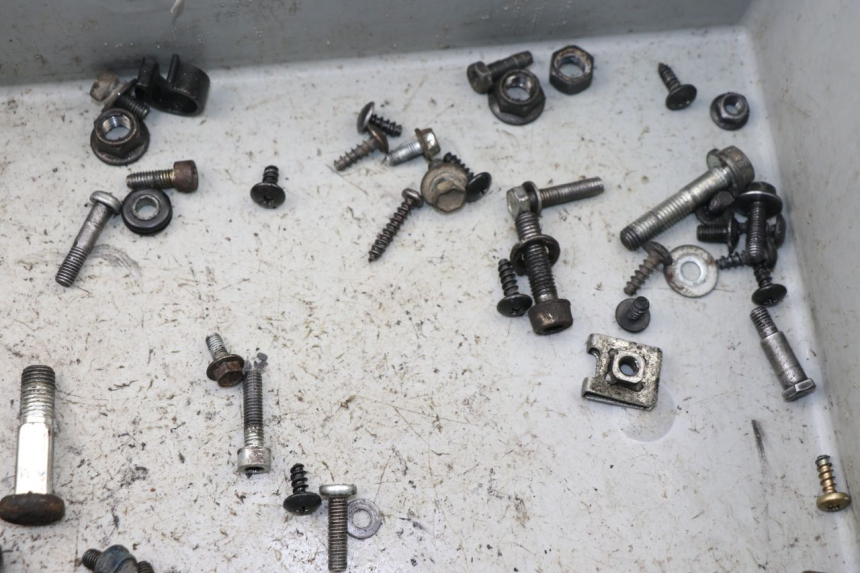 photo de BOLSA DE TORNILLERÍA TORNILLO YAMAHA BW'S 50 (2004 - 2017)