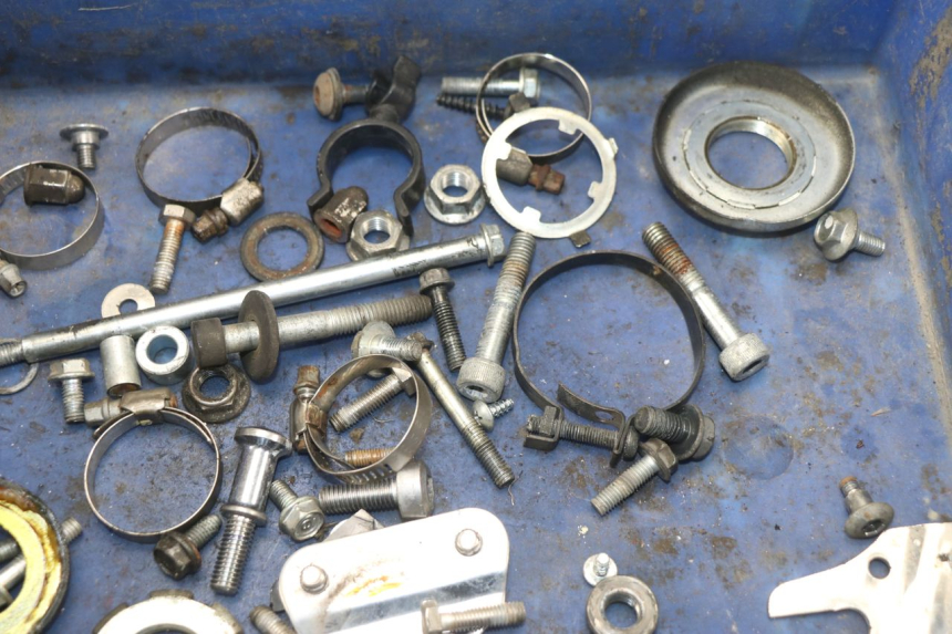 photo de BOLSA DE TORNILLERÍA TORNILLO HONDA CBF 500 (2004 - 2007)