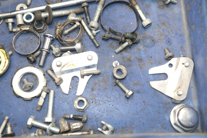 photo de BOLSA DE TORNILLERÍA TORNILLO HONDA CBF 500 (2004 - 2007)