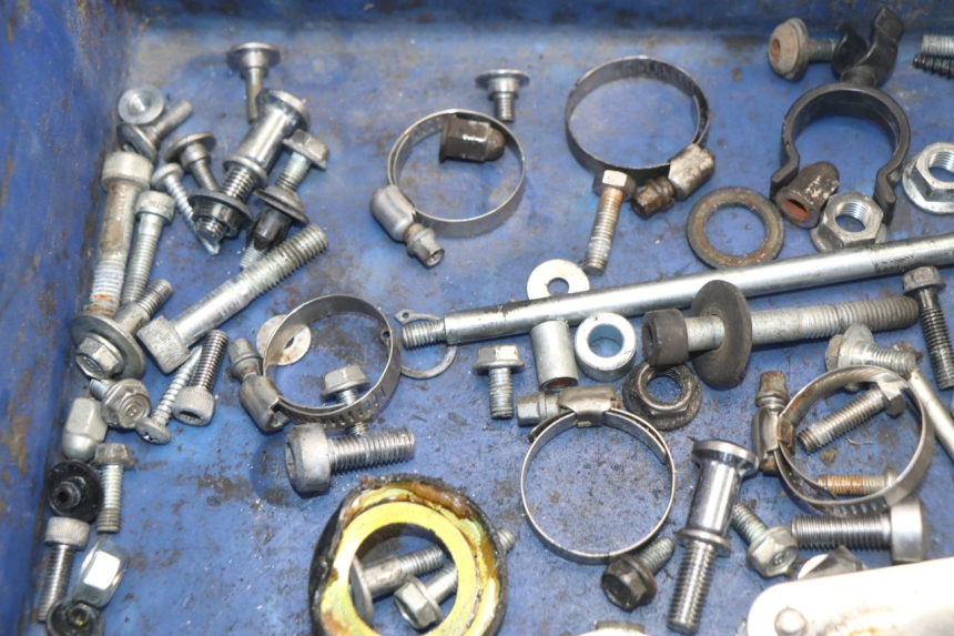 photo de BOLSA DE TORNILLERÍA TORNILLO HONDA CBF 500 (2004 - 2007)