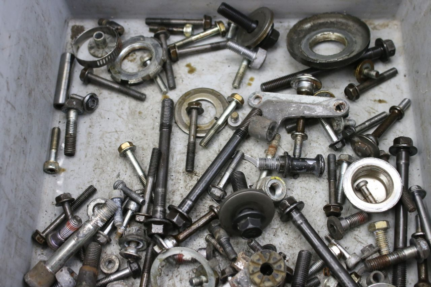 photo de BOLSA DE TORNILLERÍA TORNILLO HONDA CBF 500 (2004 - 2007)