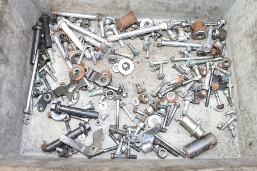 photo de TORNILLOS HONDA CBF 125 (2009 - 2015)