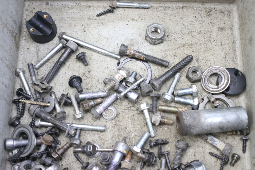 photo de BOLSA DE TORNILLERÍA TORNILLO PEUGEOT CITYSTAR 125 (2011 - 2017)