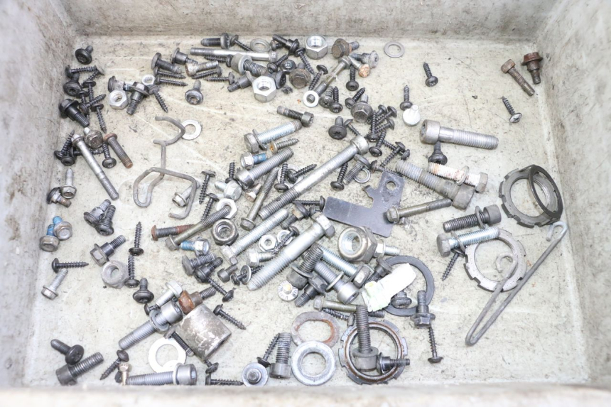photo de BOLSA DE TORNILLERÍA TORNILLO PEUGEOT CITYSTAR 50 (2013 - 2017)