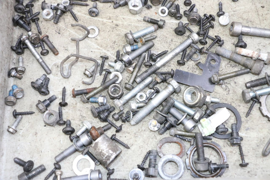 photo de BOLSA DE TORNILLERÍA TORNILLO PEUGEOT CITYSTAR 50 (2013 - 2017)