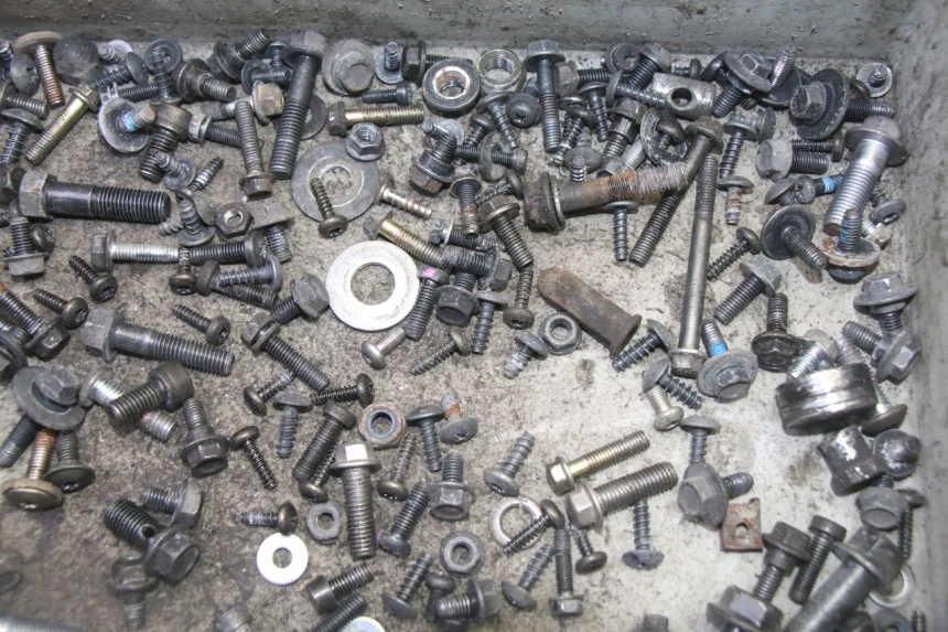 photo de BOLSA DE TORNILLERÍA TORNILLO YAMAHA CYGNUS X INJECTION 125 (2007 - 2013)