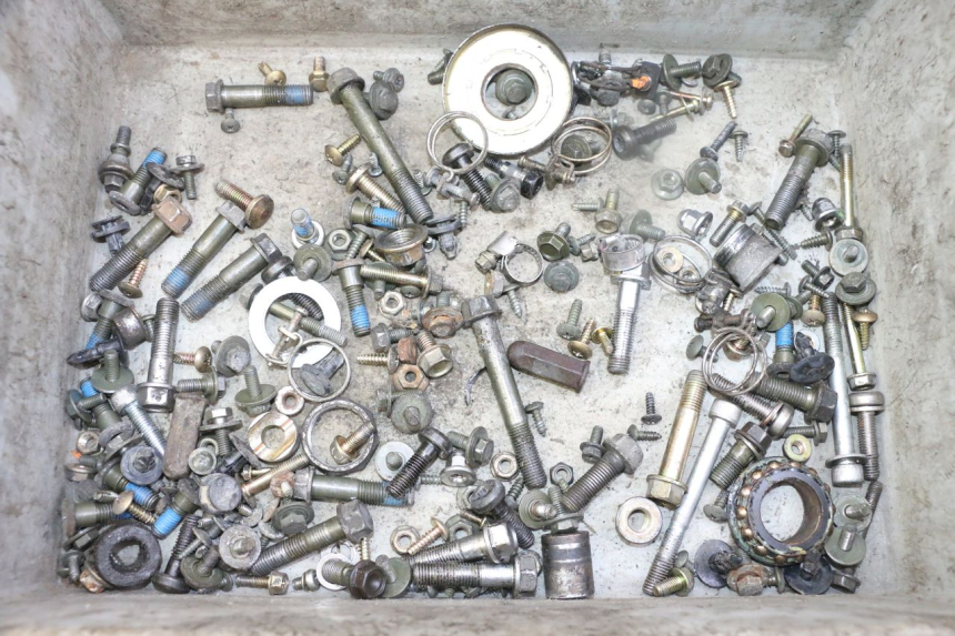 photo de BOLSA DE TORNILLERÍA TORNILLO KYMCO DINK STREET 125 (2009 - 2014)