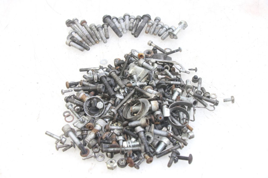 photo de BOLSA DE TORNILLERÍA TORNILLO GILERA DNA 50 (2000 - 2007)