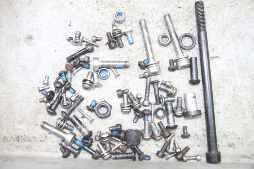 photo de TORNILLOS URBANGLIDE E-CROSS PRO 1