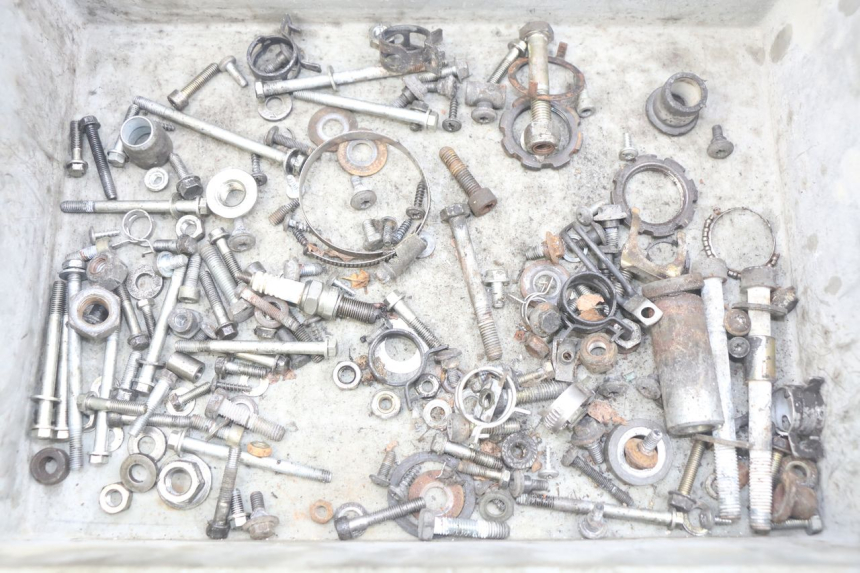 photo de TORNILLOS PEUGEOT ELYSEO 125 (1999 - 2004)