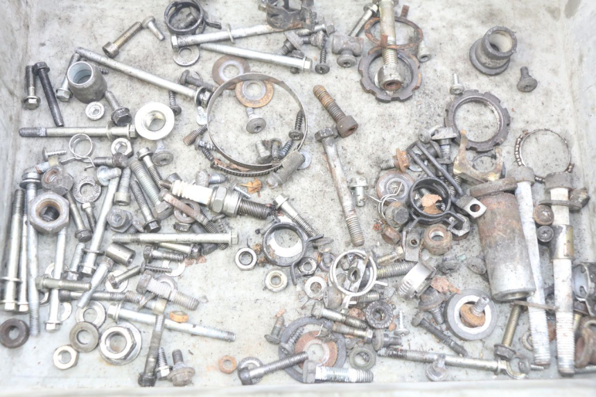 photo de TORNILLOS PEUGEOT ELYSEO 125 (1999 - 2004)