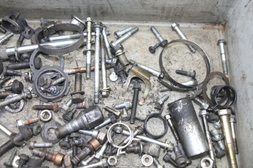 photo de TORNILLOS PEUGEOT ELYSEO 125 (1999 - 2004)