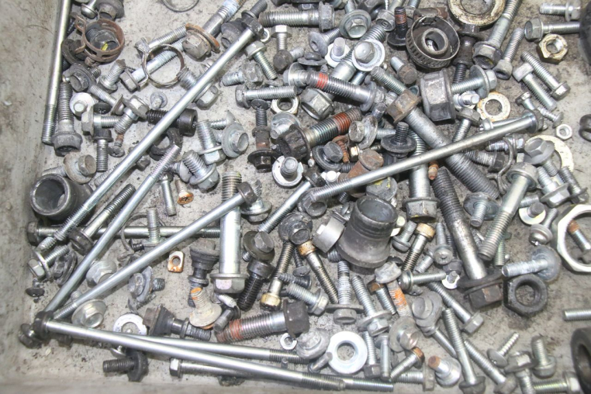 photo de BOLSA DE TORNILLERÍA TORNILLO HONDA FES S-WING SWING ABS 125 (2007 - 2015)