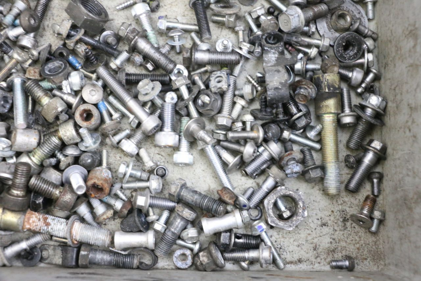 photo de BOLSA DE TORNILLERÍA TORNILLO YAMAHA FJR ABS 1300 (2006 - 2012) - Primer plano técnico