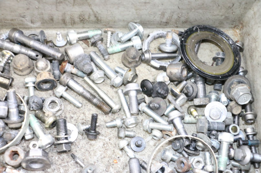 photo de BOLSA DE TORNILLERÍA TORNILLO YAMAHA FJR ABS 1300 (2006 - 2012) - Primer plano técnico