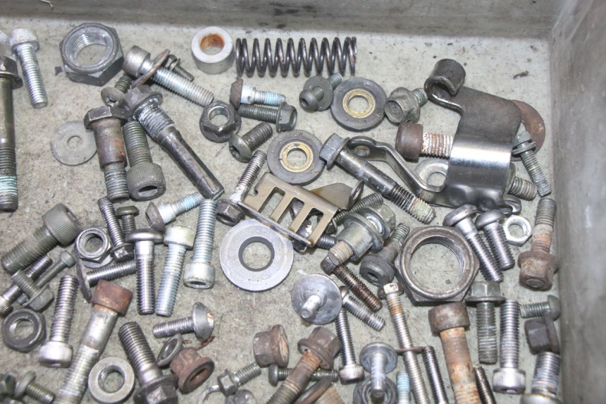 photo de BOLSA DE TORNILLERÍA YAMAHA FZ6 N FAZER 600 (2004 - 2006)