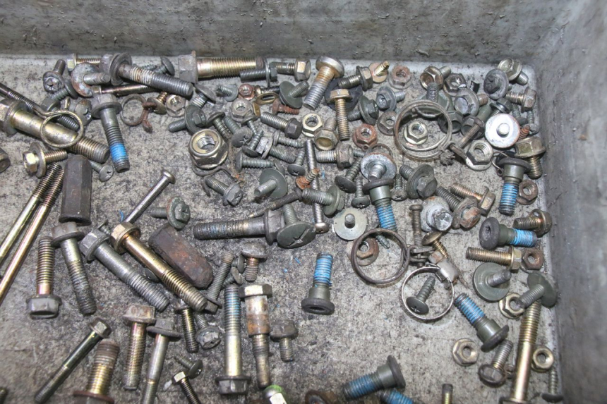 photo de TORNILLOS KYMCO GRAND DINK 125 (2008 - 2014)