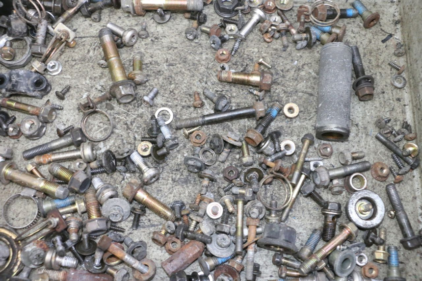 photo de TORNILLOS KYMCO GRAND DINK 125 (2002 - 2007)