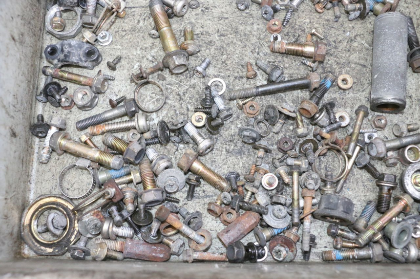 photo de TORNILLOS KYMCO GRAND DINK 125 (2002 - 2007)