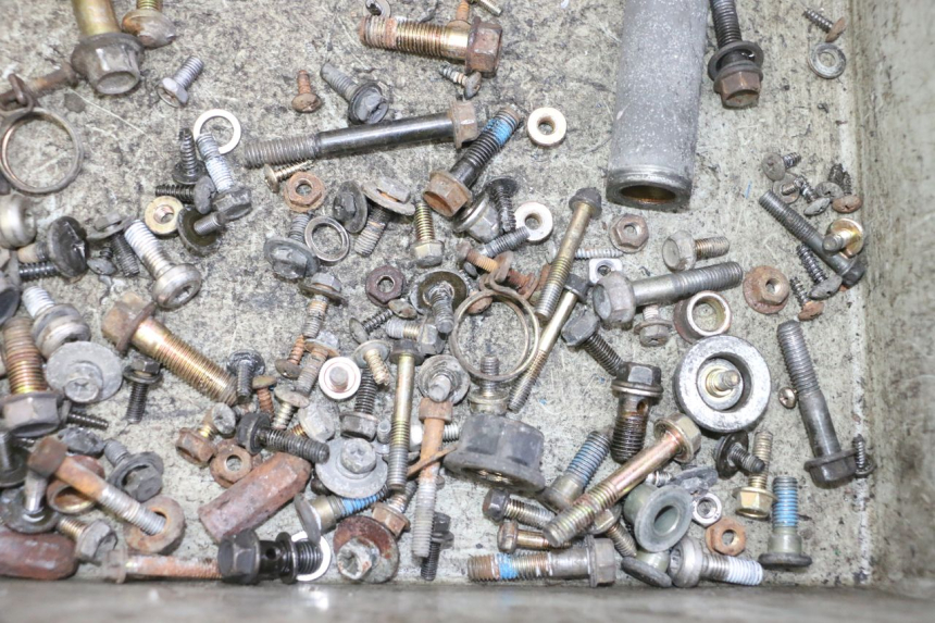 photo de TORNILLOS KYMCO GRAND DINK 125 (2002 - 2007)