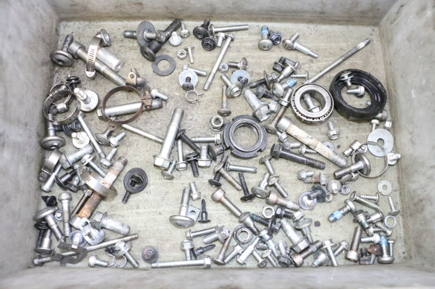 photo de TORNILLOS SUZUKI GSR 750 (2011 - 2017)