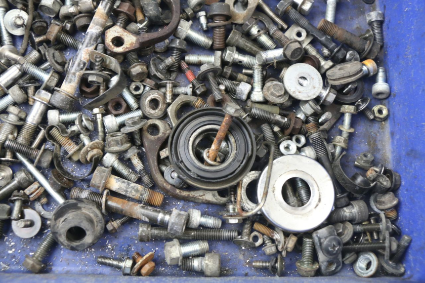 photo de TORNILLOS KAWASAKI GTR 1000 (1994 - 2004)