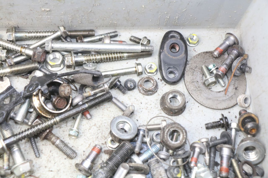 photo de TORNILLOS HONDA CBRF CBR-F PC41 600 (2011 - 2013)
