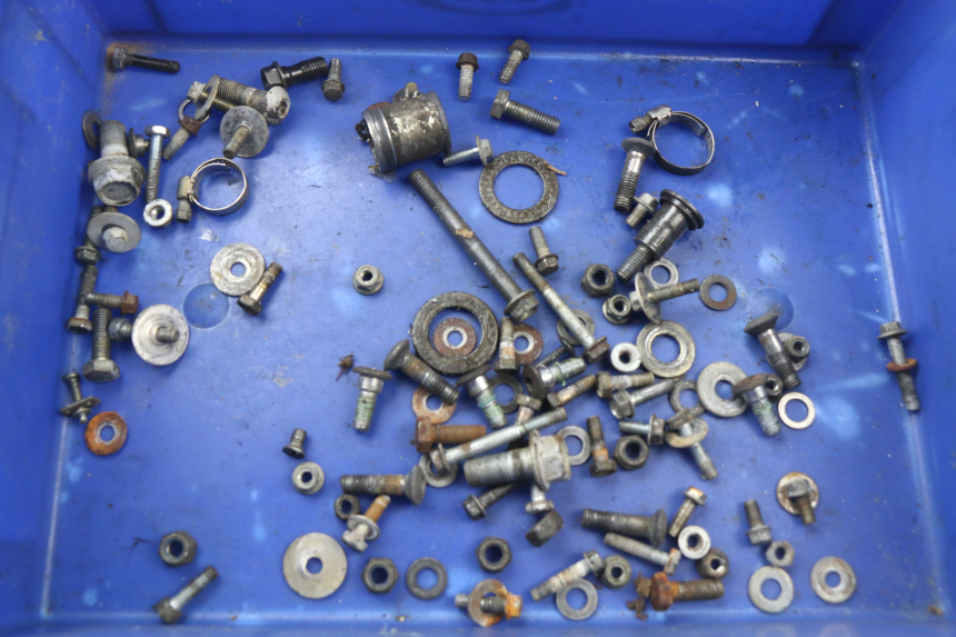 photo de TORNILLOS HONDA CR 125 (2000 - 2001)