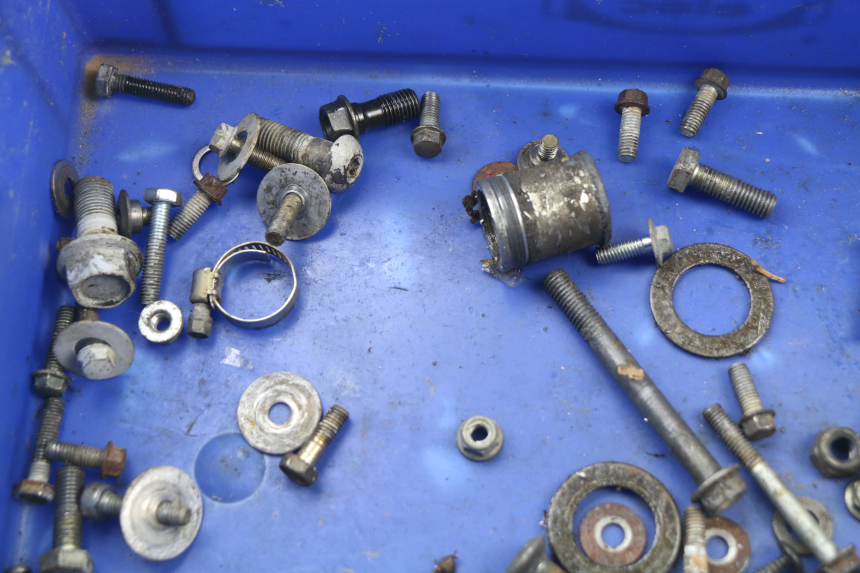 photo de TORNILLOS HONDA CR 125 (2000 - 2001)