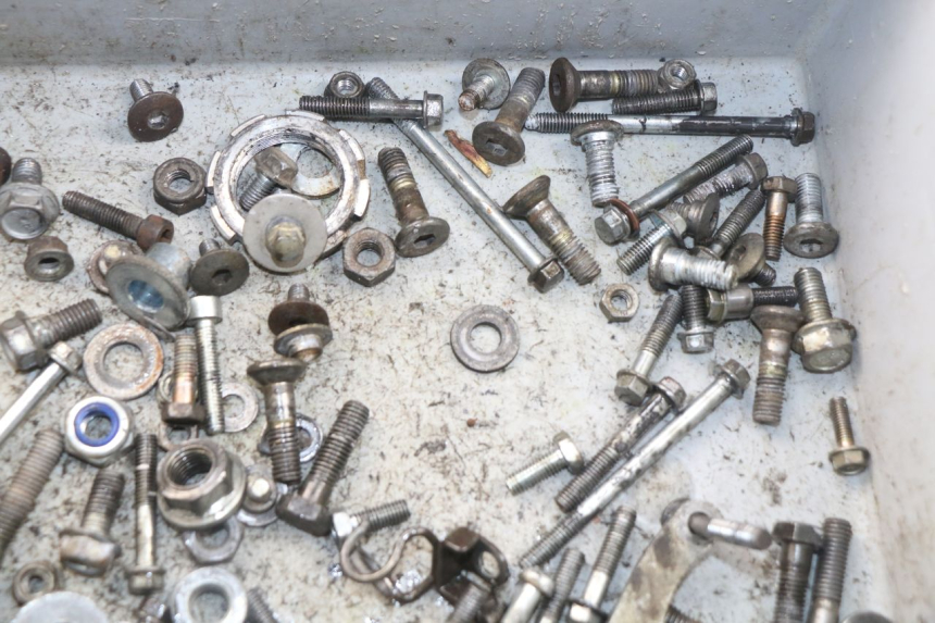 photo de TORNILLOS HONDA CRF CR-F 450 (2001 - 2005)