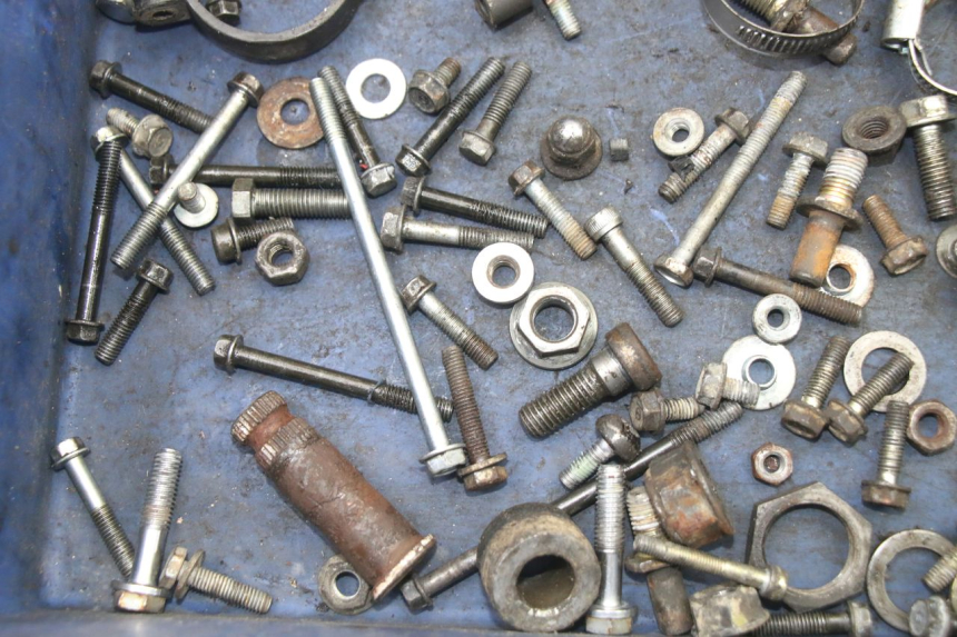 photo de TORNILLOS HONDA MTX TC02 125 (1987 - 1989)