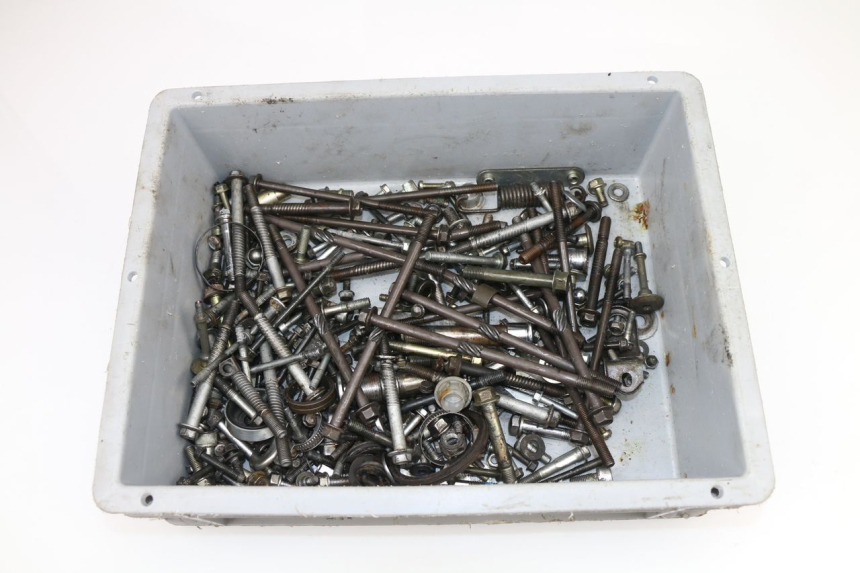photo de TORNILLOS HONDA VF 1000 (1984 - 1988)